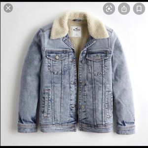 HOLLISTER Sherpa Lined Jeans Jacket
